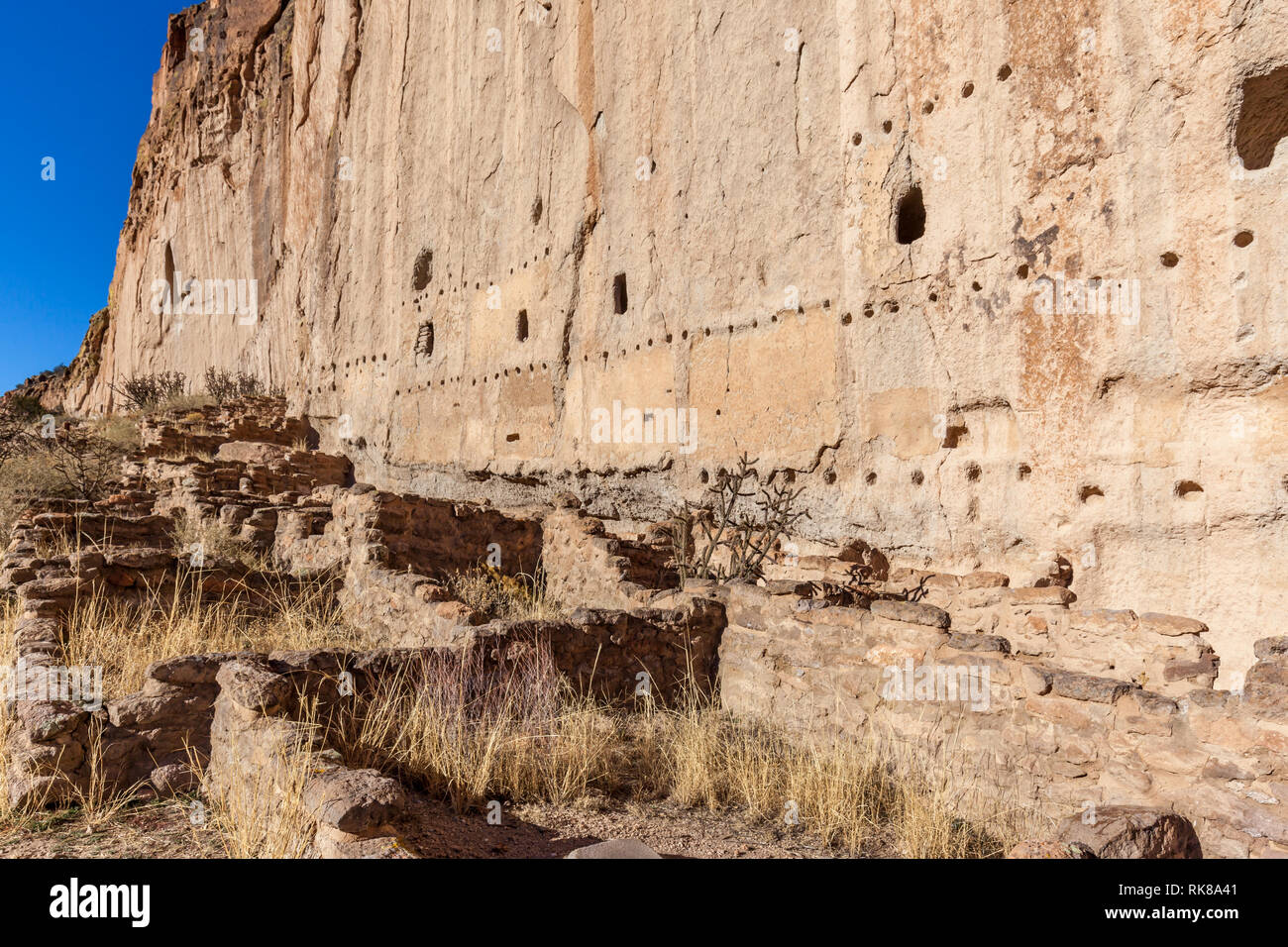 Avis de Bandelier National Monument, près de Los Alamos, au Nouveau Mexique. Banque D'Images