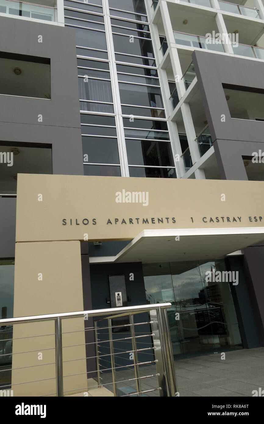 Entrée de Silos, Appartements Castray Esplanade, près de Salamanque, Hobart, Tasmanie, Australie. Pas de PR Banque D'Images