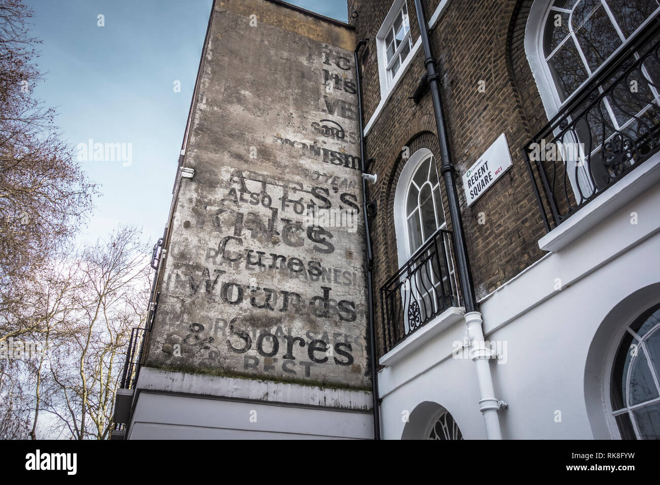 Signes Ghost, Regent Square, Londres, WC1, UK Banque D'Images