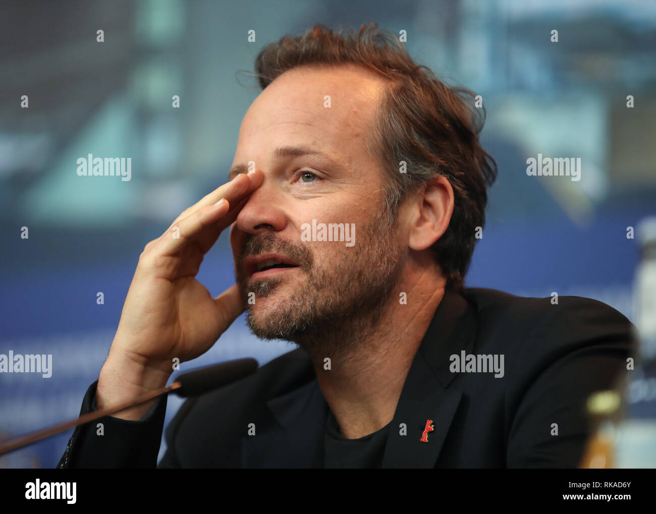 Berlin, Allemagne. 10 fév, 2019. 69e Berlinale : Peter Sarsgaard, acteur, à la conférence de presse pour le film 'Mr. Jones'. La co-production de la Pologne, l'Ukraine, la Grande-Bretagne sera montré au Festival International du Film à la catégorie "compétition". Credit : Christoph Soeder/dpa/Alamy Live News Banque D'Images