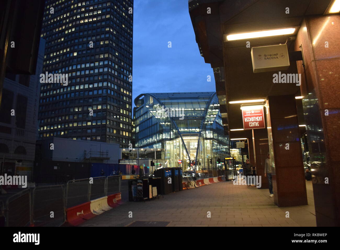Le Cardinal place la nuit, Londres, UK Banque D'Images