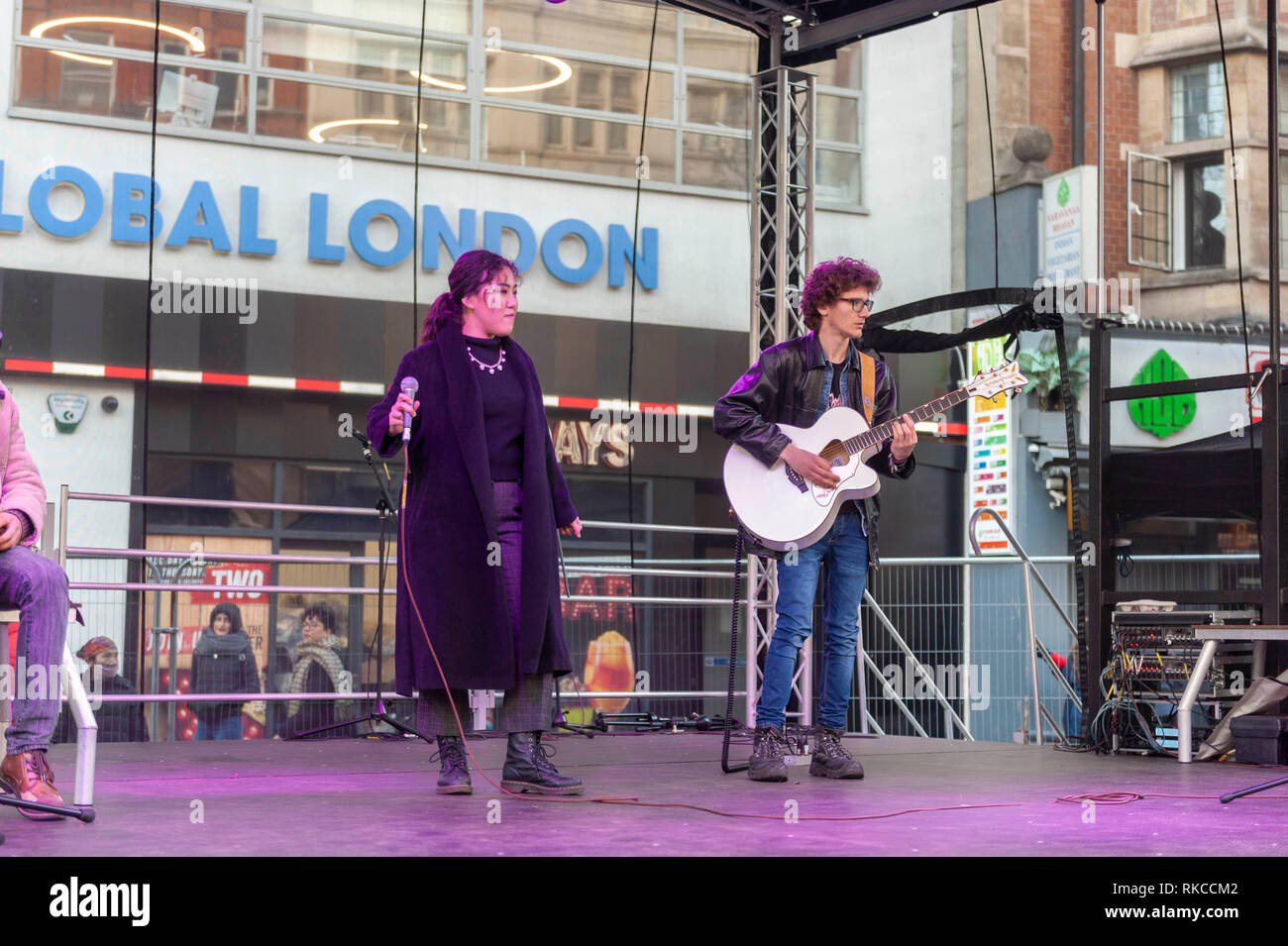 Londres, Royaume-Uni. 10 fév, 2019. La ligne décorative lampions Trafalgar Square à Londres, Angleterre, Royaume-Uni., pendant les célébrations du Nouvel An chinois. Crédit : Ian Laker/Alamy Live News. Banque D'Images
