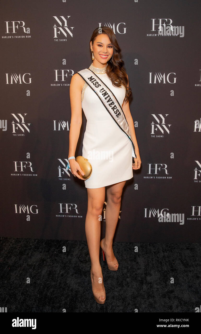 New York, États-Unis. Feb 06, 2019. Miss Univers 2018 Catriona Gray portant robe par Karen Millen assiste à l'IMG et Harlem Ligne de mode du plus proche parent de l'hôte : Une soirée Hommage à Ruth Carter à Spring Studios Crédit : Lev Radin/Pacific Press/Alamy Live News Banque D'Images