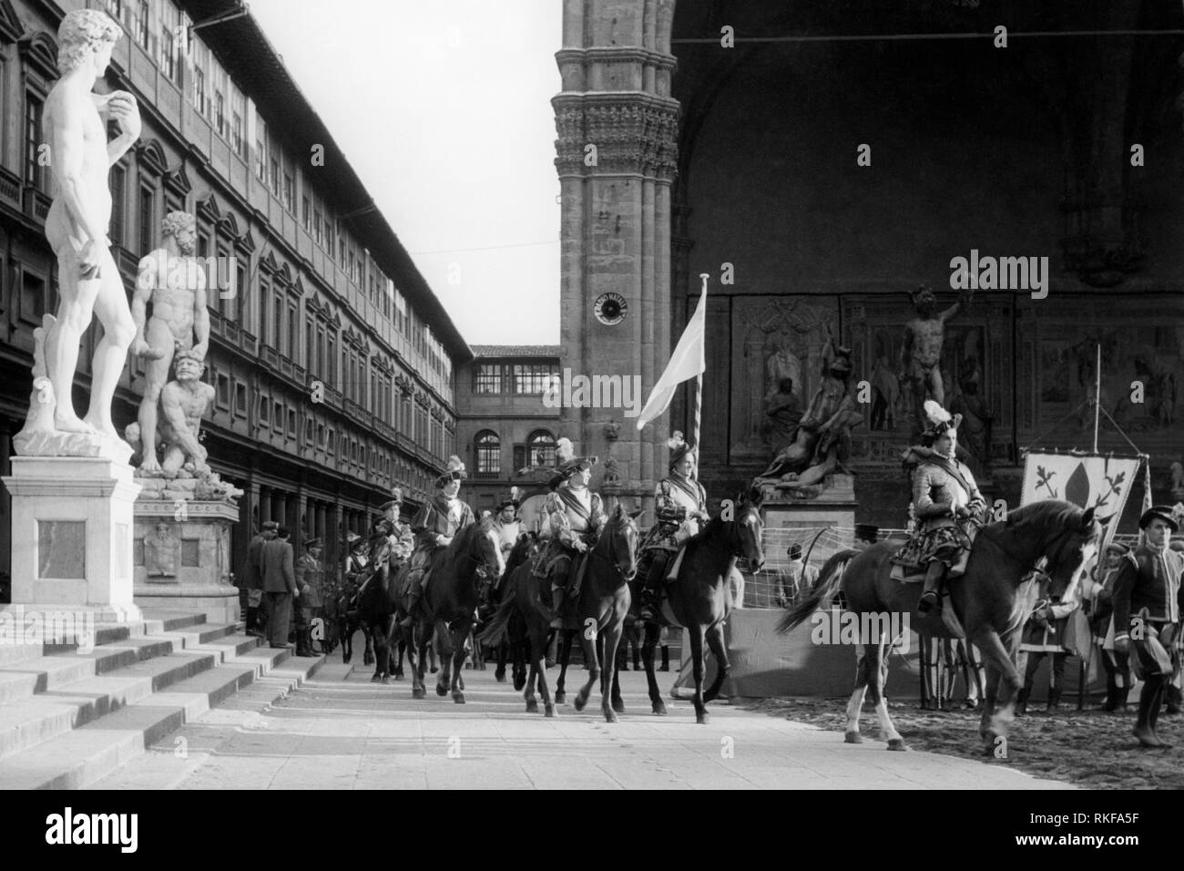 Cortège folklorique dans la Piazza della Signoria, Florence 1961 Banque D'Images