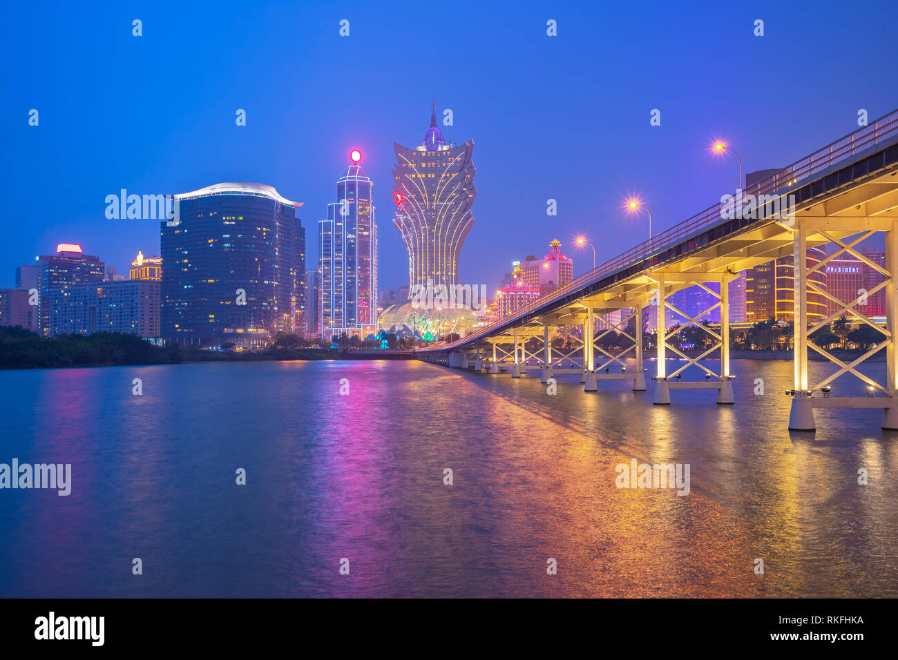 La ville de Macao skyline at night en Chine. Banque D'Images