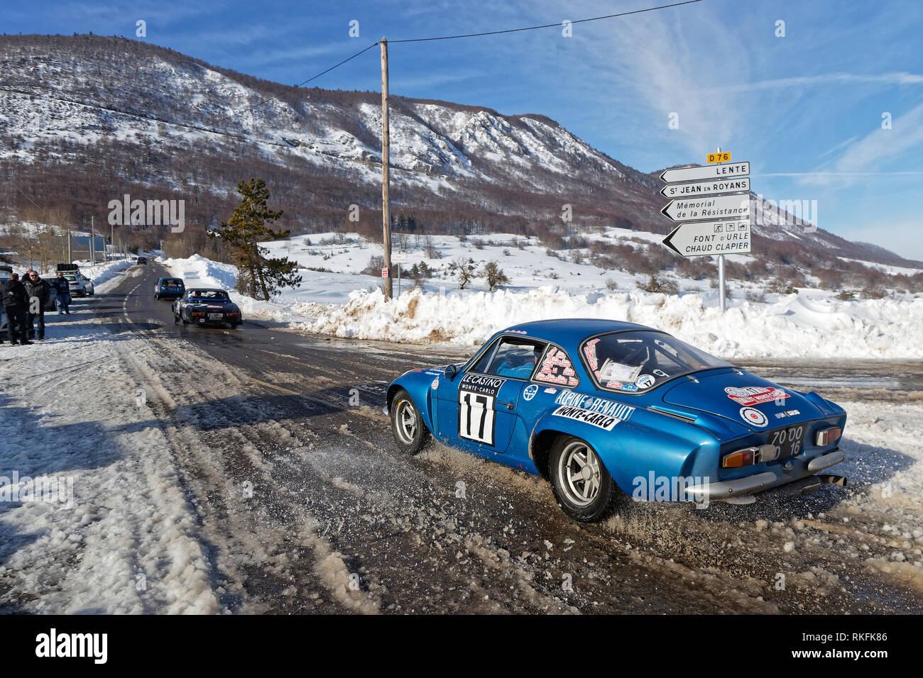 VASSIEUX, FRANCE, 4 février 2019 : rallye d'hiver sur les routes du Vercors. Rallye Historique est réservée aux voitures qui ont participé à l'ral Banque D'Images