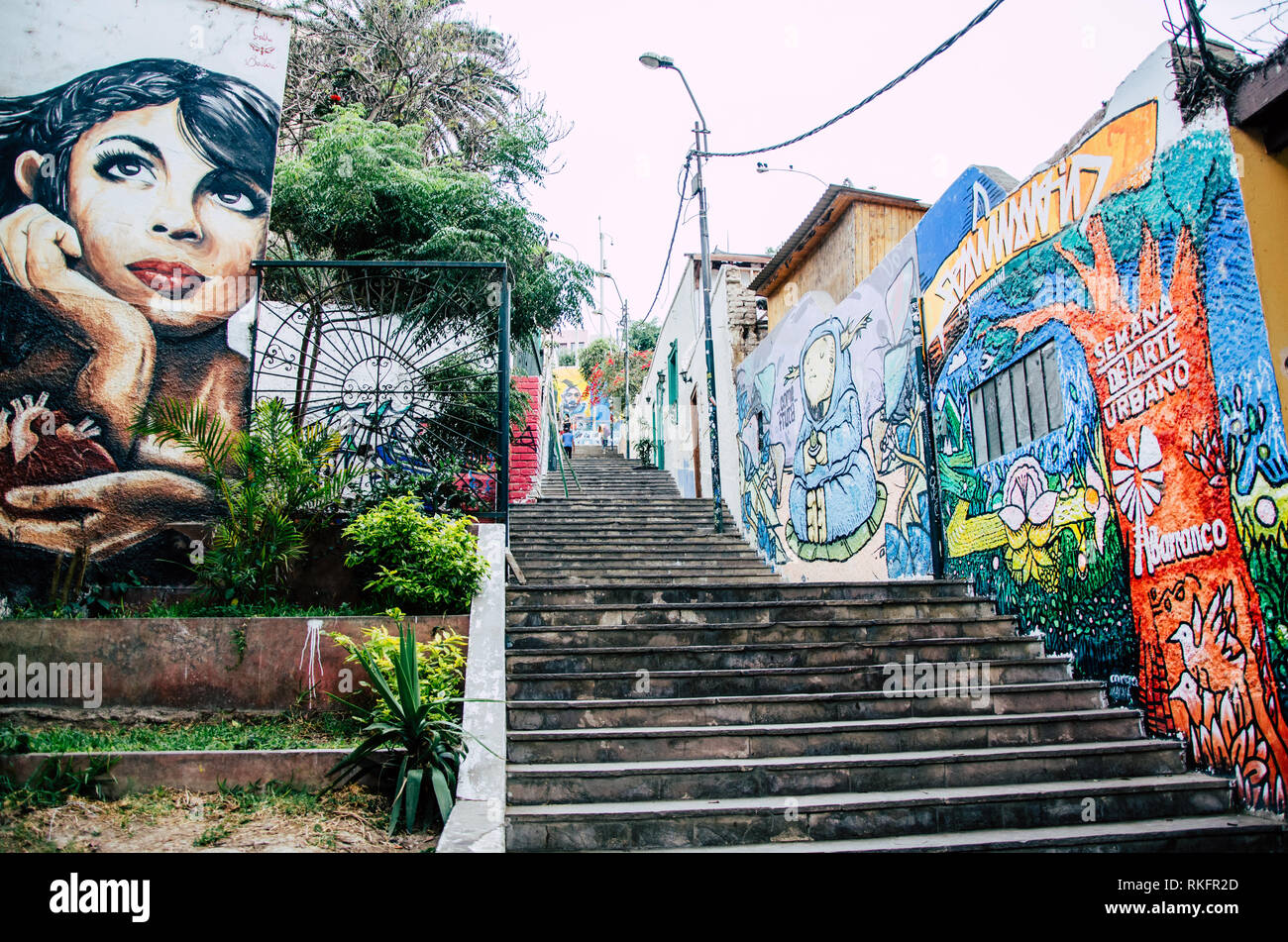 Lima, Pérou, le 17 janvier 2019 : Barranco est l'un des plus petits districts, cependant, c'est aussi la zone bohème de Lima dans le lieu de résidence de nombreux artistes locaux. Banque D'Images