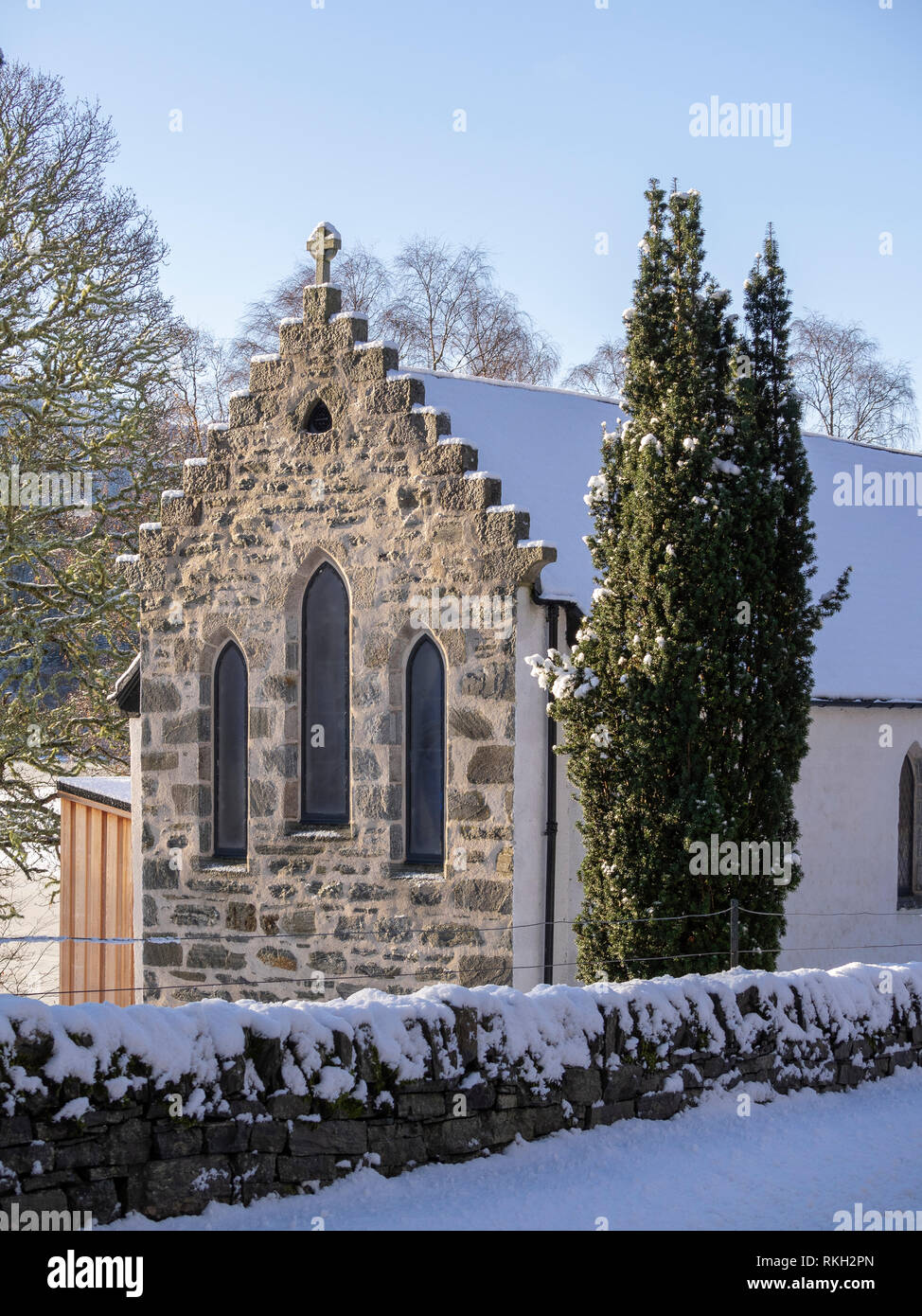 St Ninian's Scottish Episcopal Church in Glen Urquhart, Highland, Scotland Banque D'Images