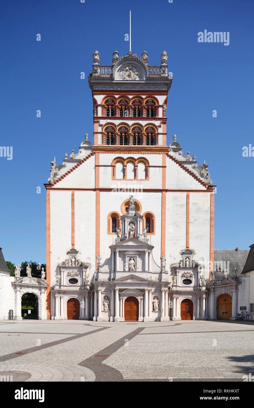 Abbaye bénédictine Saint Matthias avec basilique romane, pèlerinage, Trèves, Rhénanie-Palatinat, Allemagne Banque D'Images
