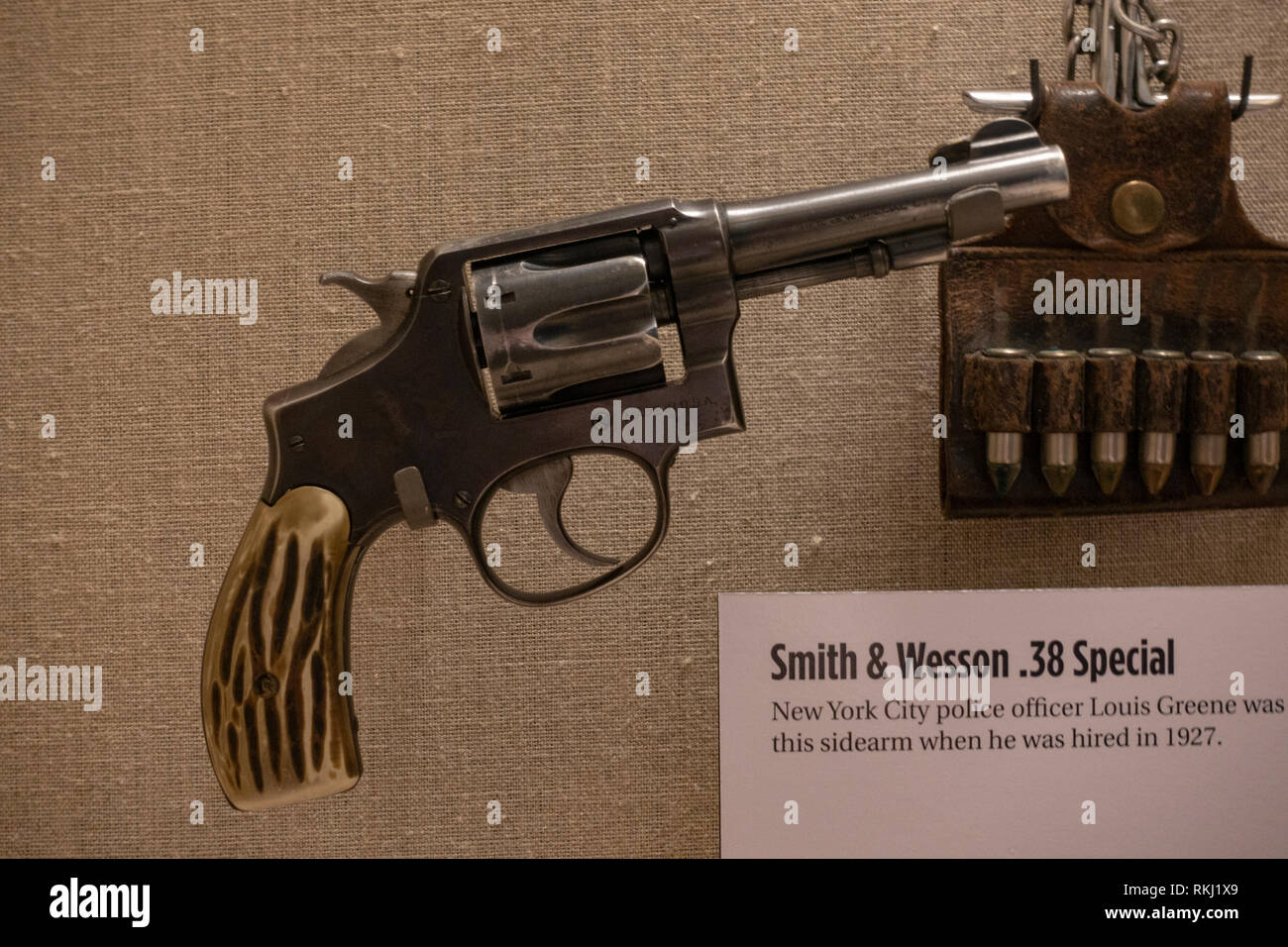 Smith & Wesson .38 une Police spéciale comme arme à feu utilisée par un agent de police Louis Greene en 1927, le musée populaire, Las Vegas, NV, United States. Banque D'Images