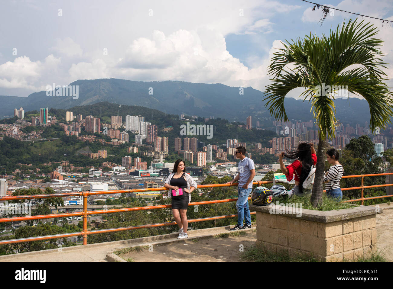 Medellin, Antioquia, Colombie : aperçu de la ville de Cerro Nutibara. Banque D'Images