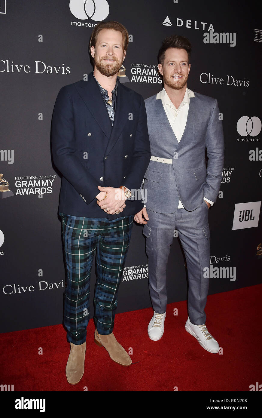 Los Angeles, CA - 09 février : Brian Kelley (L) et Tyler Hubbard de Floride Géorgie Line assister à l'Académie de l'enregistrement et Clive Davis' 2019 pre-GRA Banque D'Images