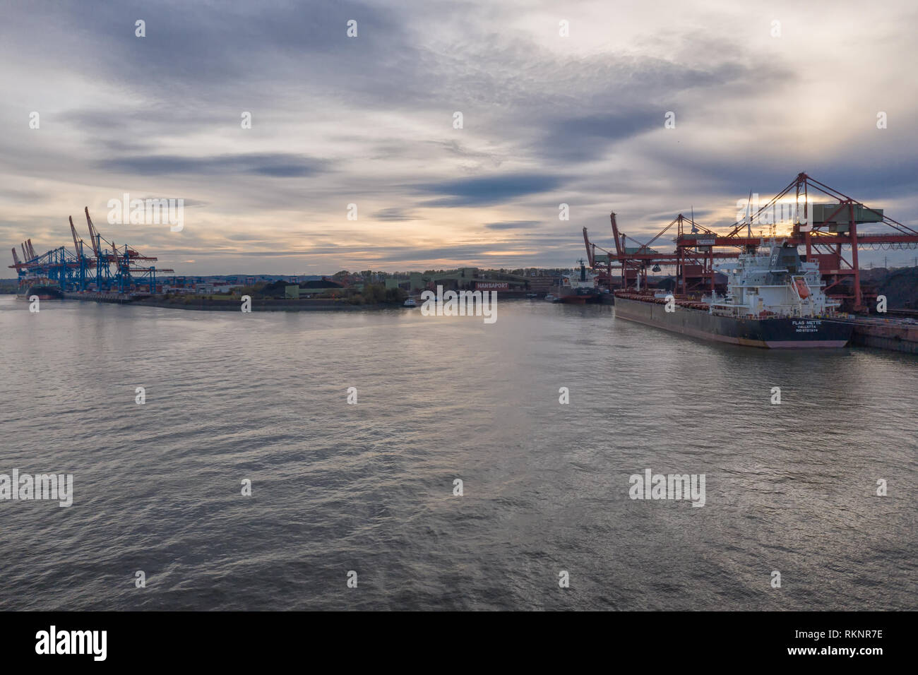 Hansaport-Terminal dans le port de Hambourg Banque D'Images