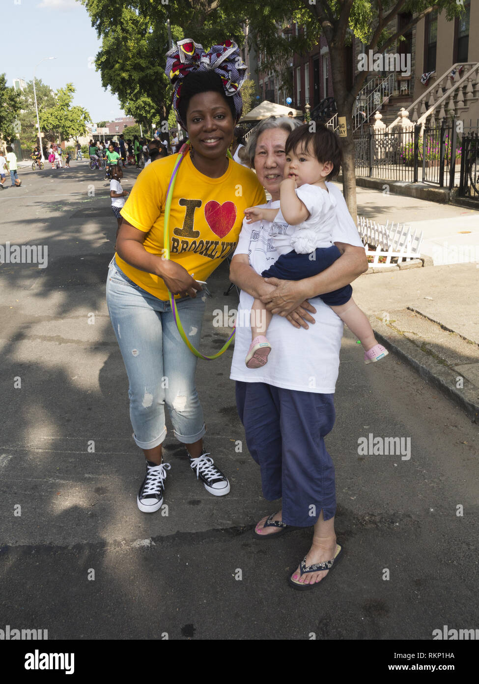 Voisins à block party dans la section de Bedford-Stuyvesant, Brooklyn, New York. Banque D'Images