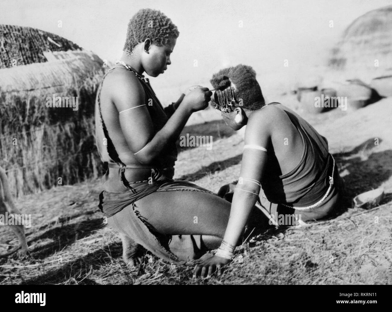 Les filles, zululand zoulou, Afrique du Sud 1920 1930 Banque D'Images