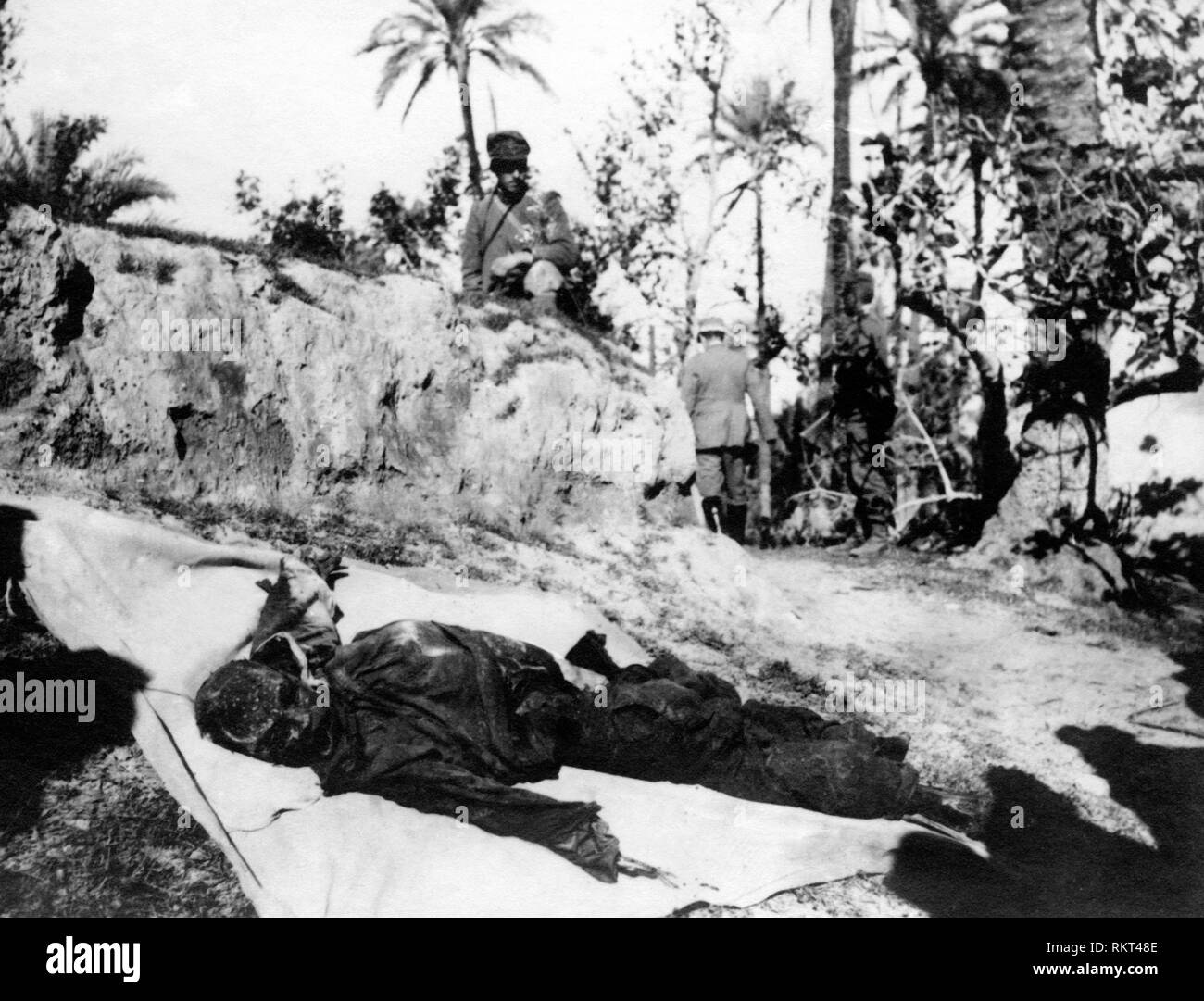 La guerre italo-turque, la Tripolitaine, soldat mort, 1912 Banque D'Images