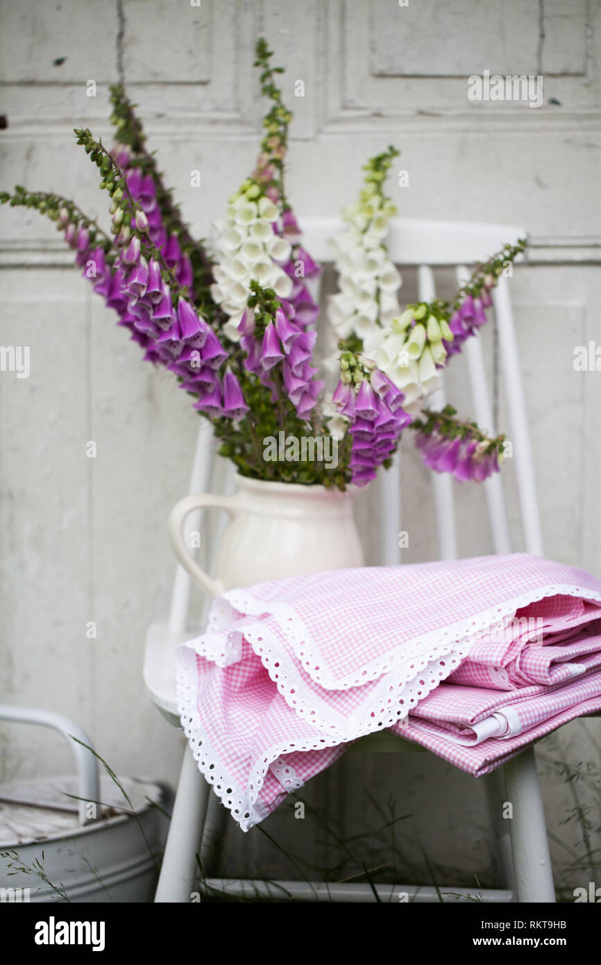 Beau Bouquet De Fleurs Des Champs Foxglove Dans Le