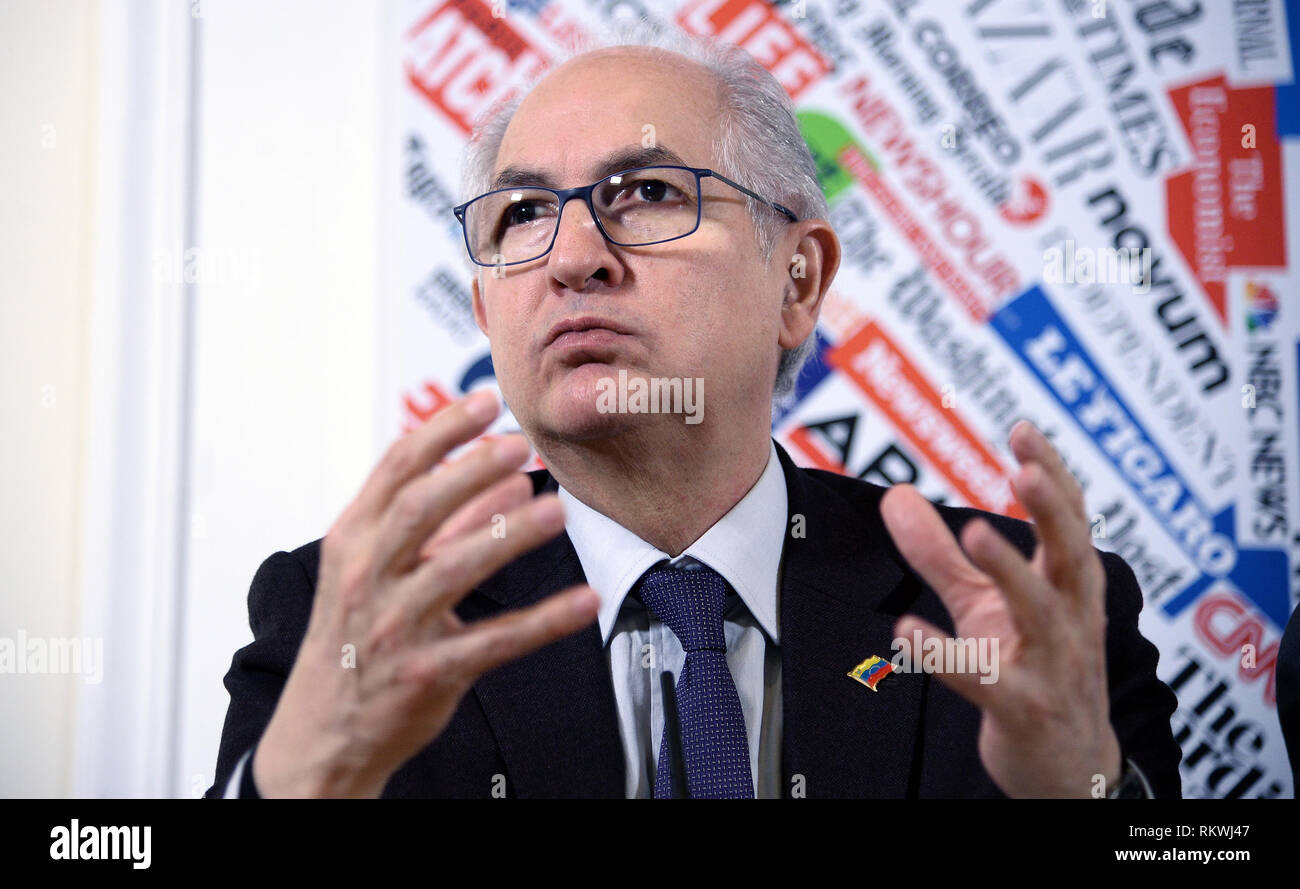 Foto Fabio Cimaglia / LaPresse 12-02-2019 Roma Politica Stampa Estera. Conferenza stampa della delegazione del Presidente dell&# x2019;Assemblée Nazionale Juan Guad&# xf2 ; Nella foto Antonio Ledezma (ex Sindaco di Caracas) Photo Fabio Cimaglia / LaPresse 12-02-2019 Roma (Italie) Equipe Presse étrangère. Conférence de presse par délégation du Président de l'Assemblée nationale Juan Guaid&# xf3 ; dans le pic Antonio Ledezma Banque D'Images