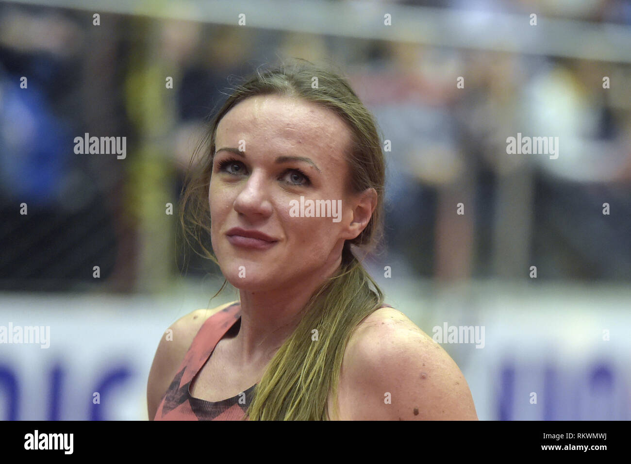 Ostrava, République tchèque. 12 Février, 2019. La deuxième places Vrzalova Simona (CZE) sourire après le women's 1,500 m au sein de l'Intérieur tchèque, Gala de l'EAA Réunion d'athlétisme d'Ostrava, République tchèque, le 12 février 2019. Photo : CTK Jaroslav Ozana/Photo/Alamy Live News Banque D'Images