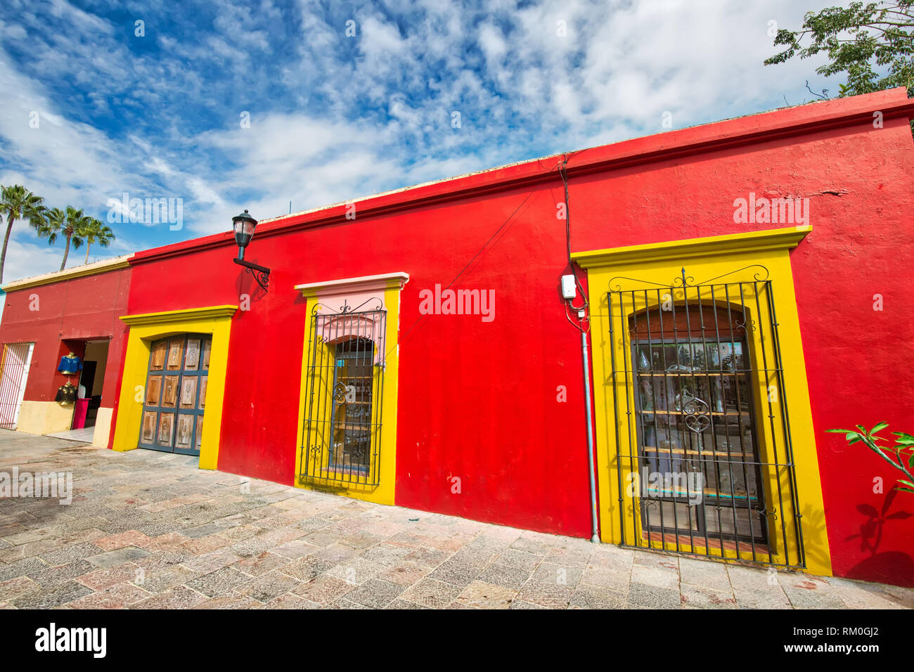 La ville d'Oaxaca, la vieille ville pittoresque de rues et bâtiments coloniaux colorés au centre historique de la ville Banque D'Images
