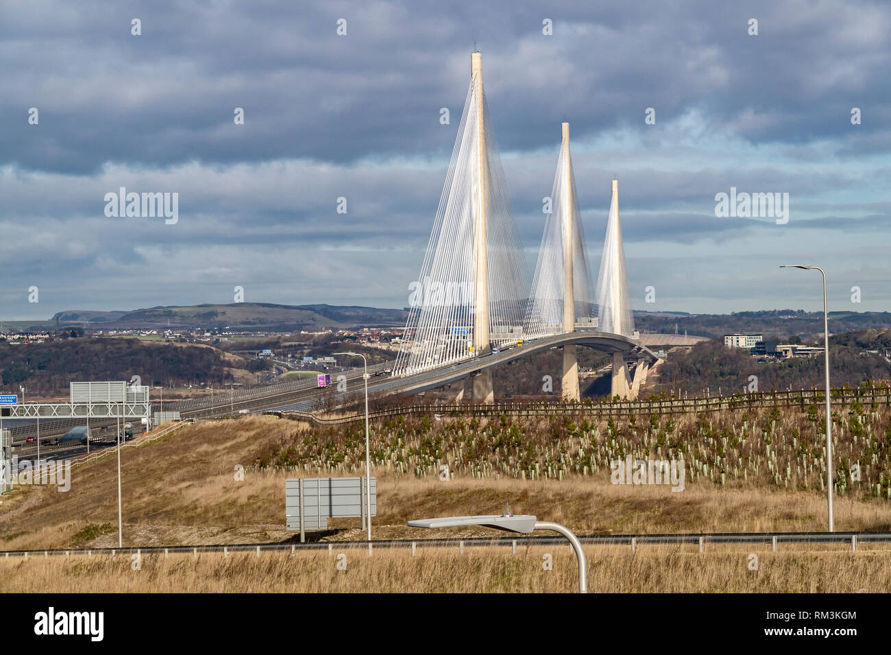 Pont-route Queensferry Crossing transportant l'autoroute M9 au Firth of Forth de South Queensferry West Lothian à North Queensferry Fife Scotland UK Banque D'Images
