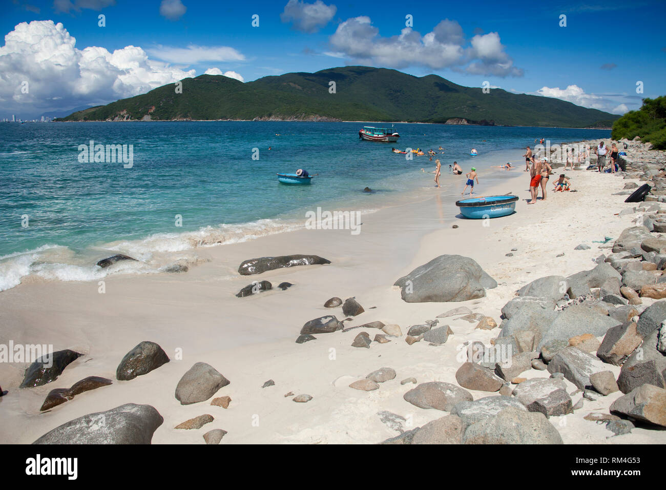 Plage De Lîle Hon Mun Baie De Nha Trang Mer De Chine Du