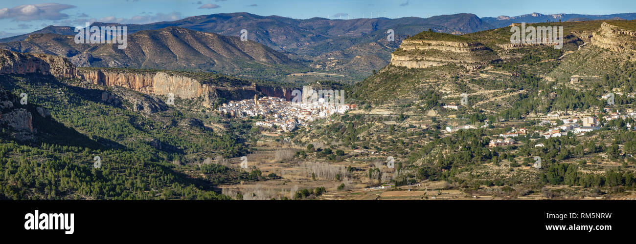 Chulilla, un village dans les montagnes de Valence Banque D'Images