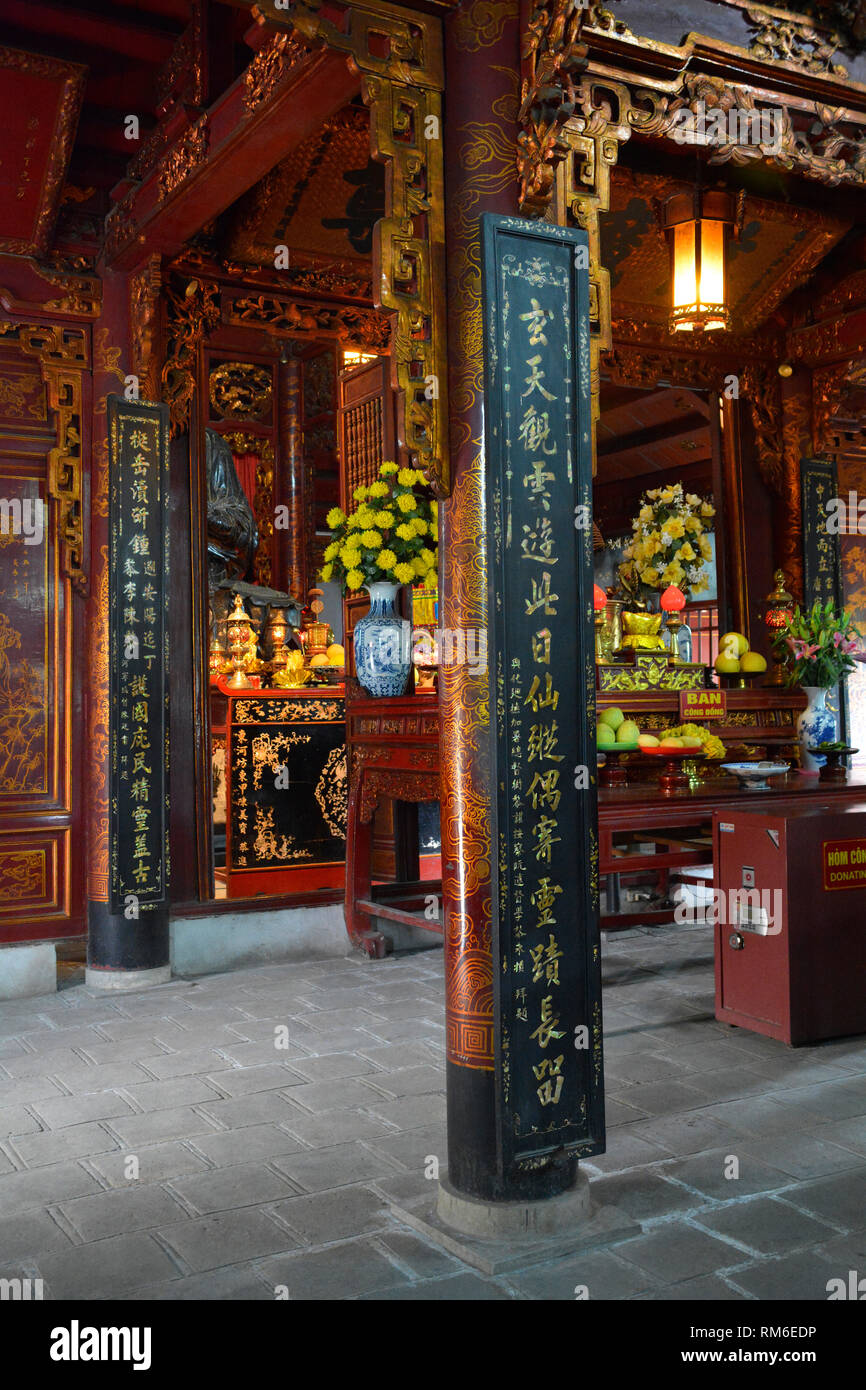 Hanoi, Vietnam - 16 décembre 2017. L'historique Temple Quan Thanh dans le district de Ba Dinh, Hanoi, Vietnam. Le temple, également connu sous le nom de Tran Vo Modèle caractéristique Banque D'Images