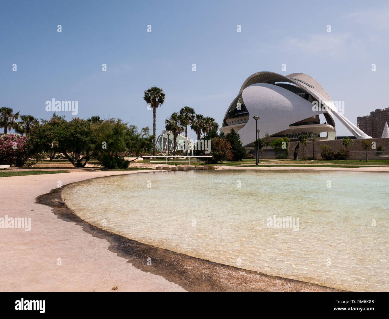 Vue avant de la fantastique ville de science et d'art de Valence, Espagne Banque D'Images