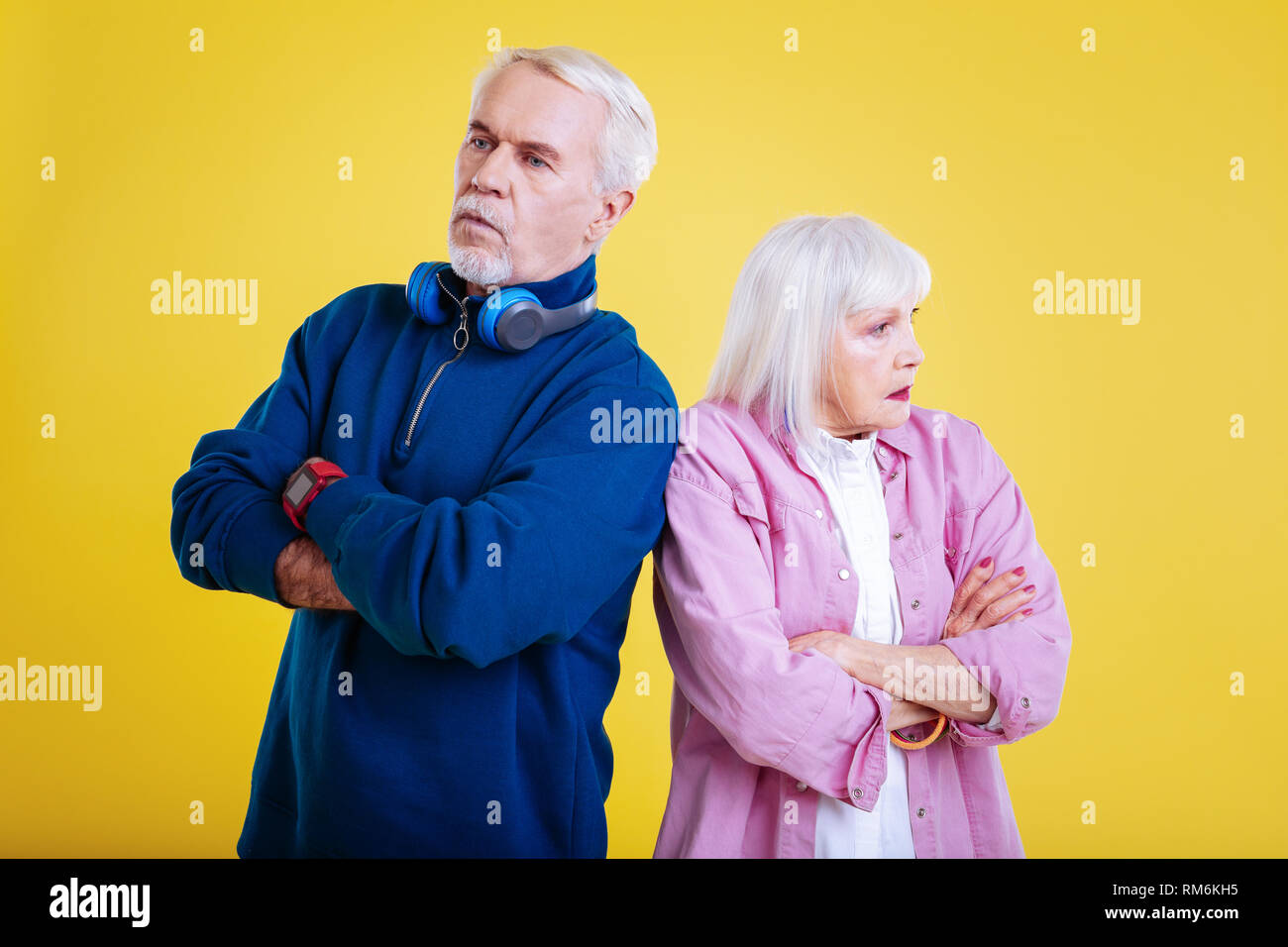 Couple de retraités sentiment offensé après peu à redire Banque D'Images
