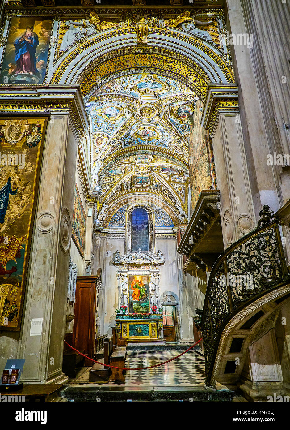 Nouvelle sacristie au transept gauche chapelle de la basilique Santa Maria Maggiore. La Piazza del Duomo, Citta Alta, Bergame, Lombardie, Italie. Banque D'Images