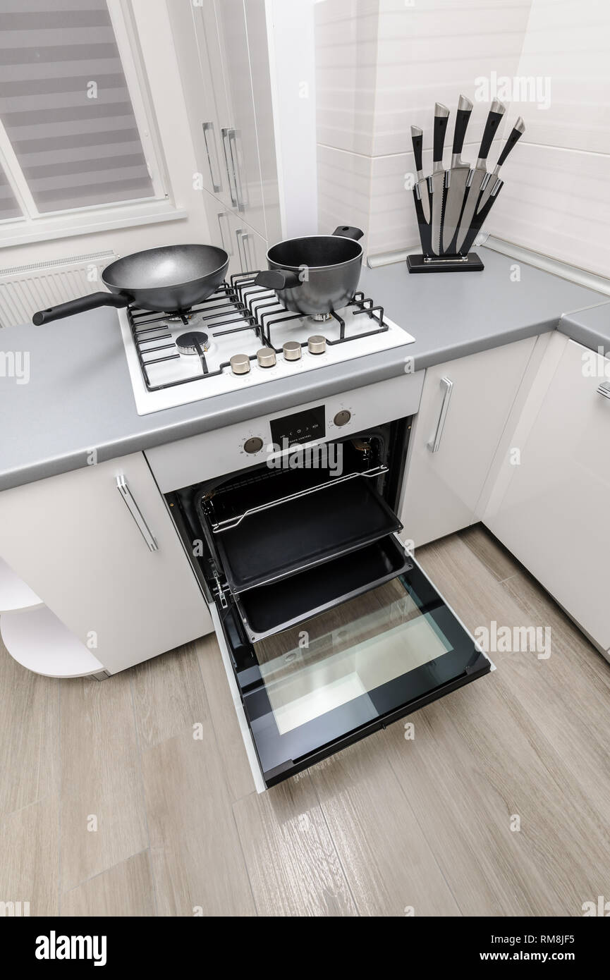 Cuisine moderne blanc Banque D'Images