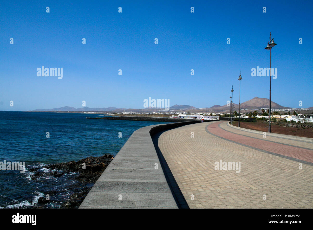 Avenue de l'océan à Lanzarote, Îles Canaries Banque D'Images