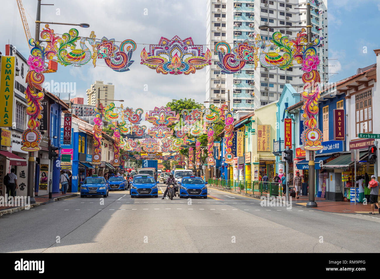 Le Diwali ou Deepavali décorations dans Serangoon Road, Little India, à Singapour. Banque D'Images