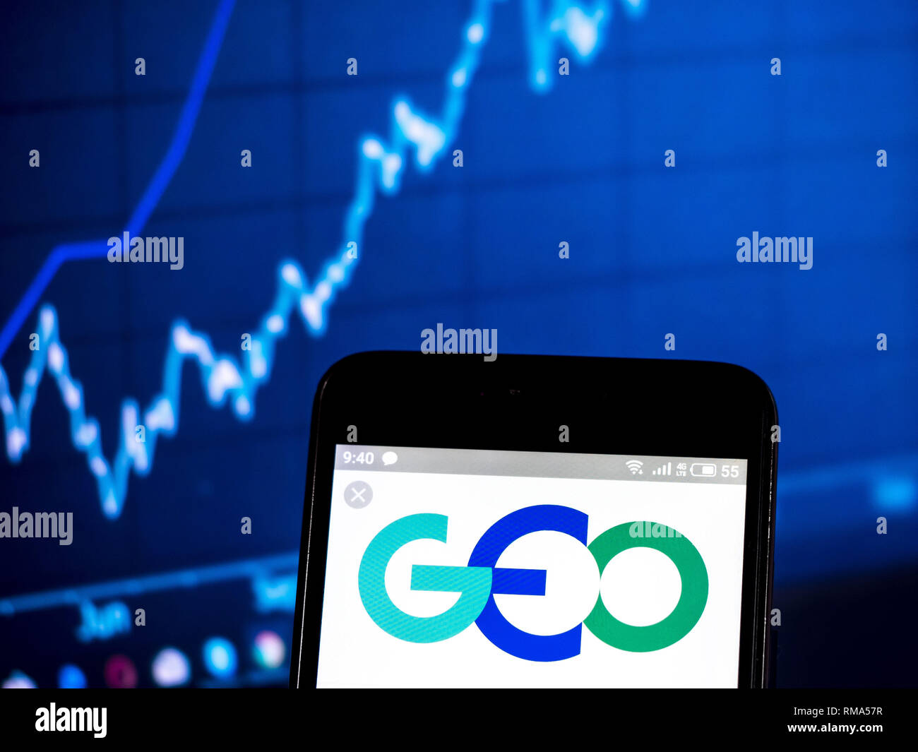 L'Ukraine. Feb 14, 2019. GEO Group, Inc. logo vu affichée sur un téléphone intelligent. Crédit : Igor Golovniov SOPA/Images/ZUMA/Alamy Fil Live News Banque D'Images