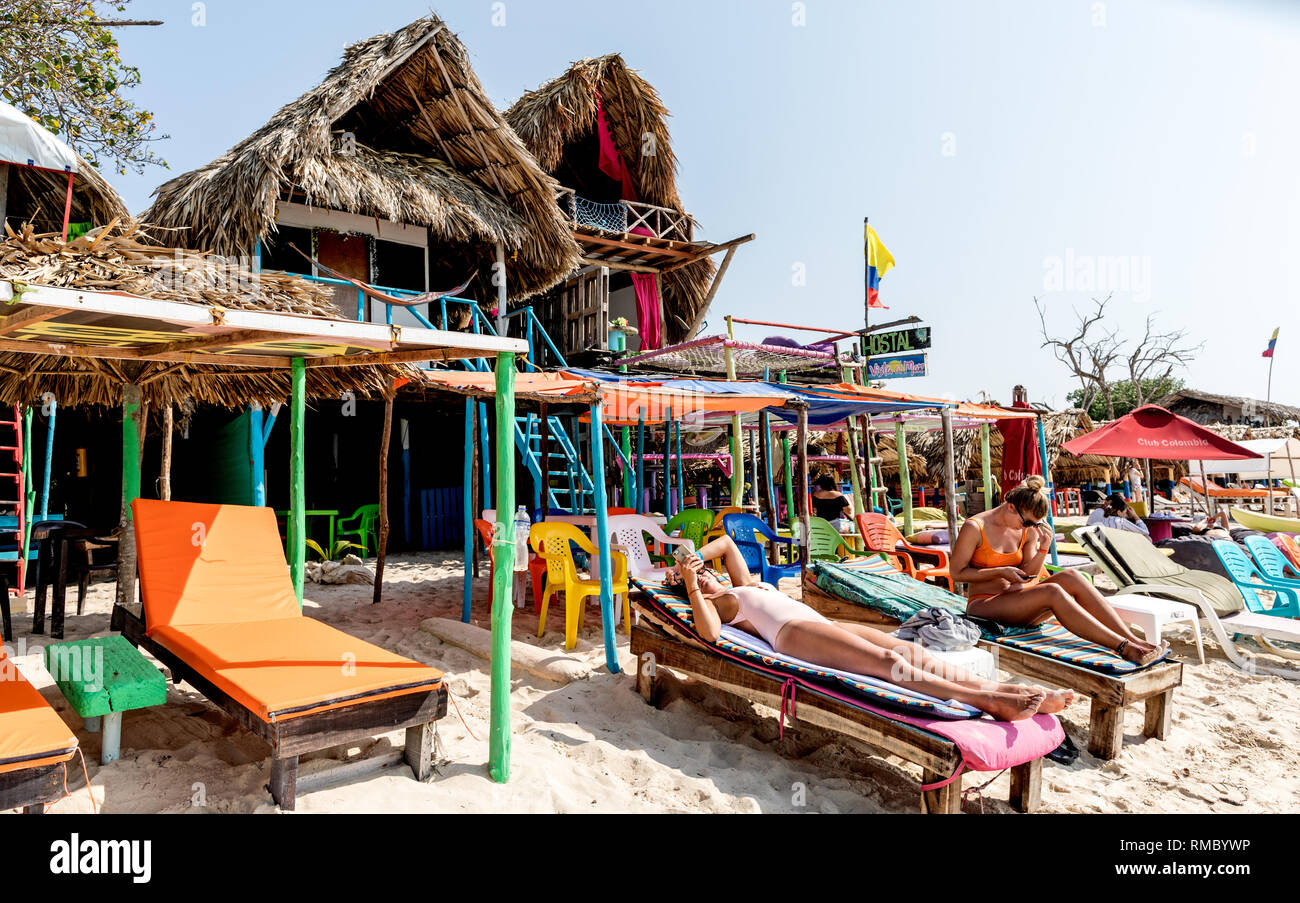 Auberges de jeunesse et des bars de plage sur le parc national de Baru Colombie Amérique du Sud Banque D'Images