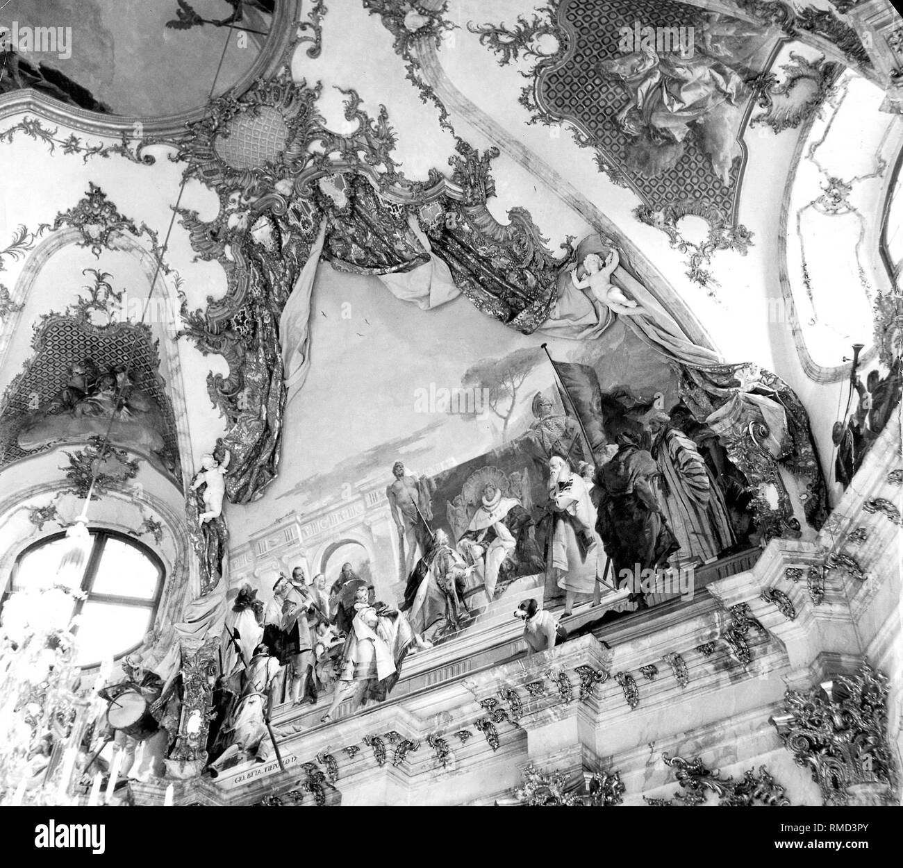 Des fresques réalisées par le peintre italien Giovanni Battista Tiepolo (1696-1770) dans le Hall de la résidence impériale à Würzburg. Les fresques de la Kaisersaal et dans l'escalier de la résidence de Wurtzbourg constitué le point culminant de l'œuvre de Tiepolo. (Photo non datée) Banque D'Images