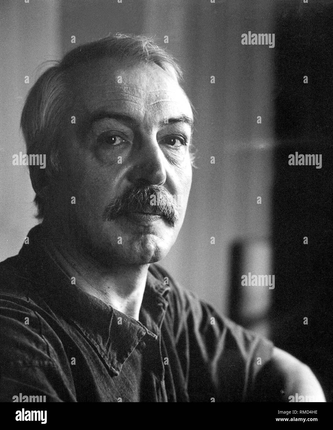 Bitov Andrei G. (né le 27 mai 1937 à Leningrad), un ingénieur des mines et l'écrivain russe, Moscou (1990). Banque D'Images