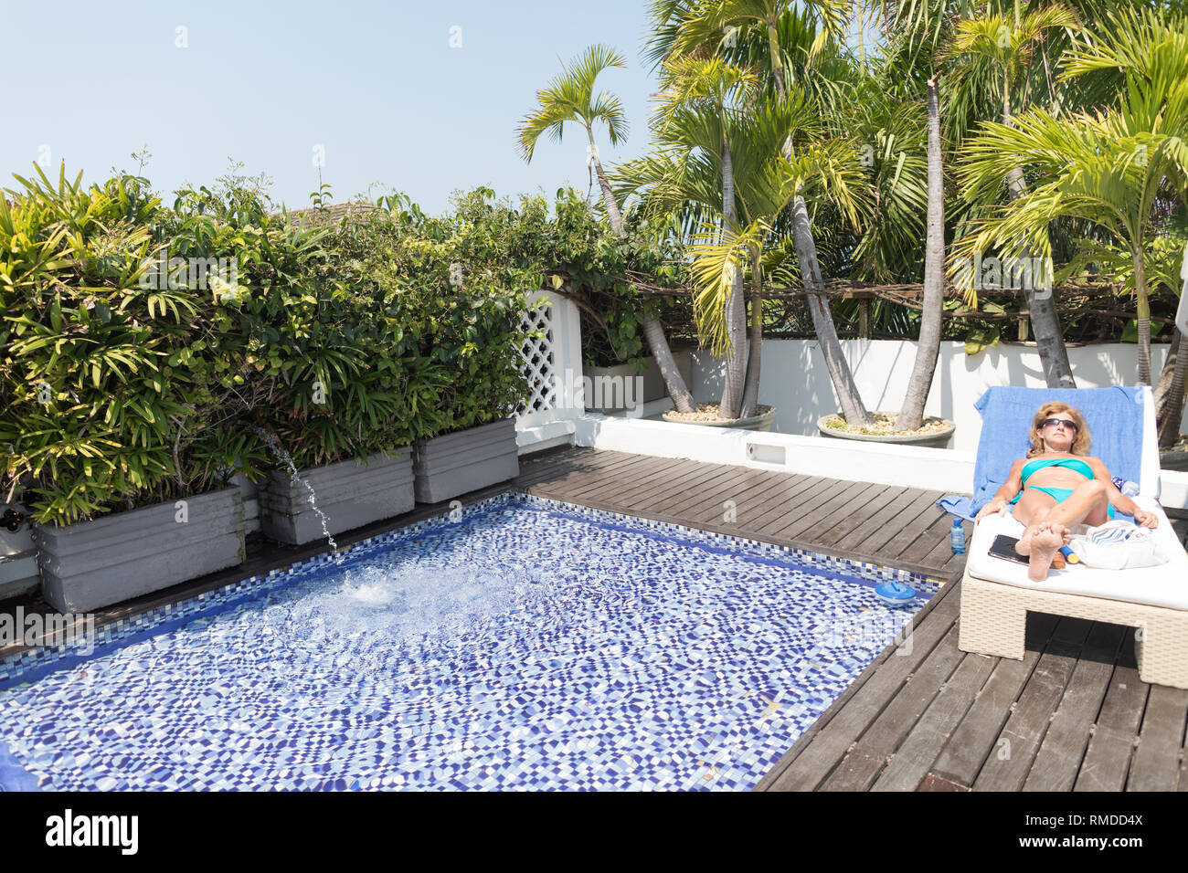 Piscine sur le toit à l'Amérique du Sud Colombie carthagène Banque D'Images
