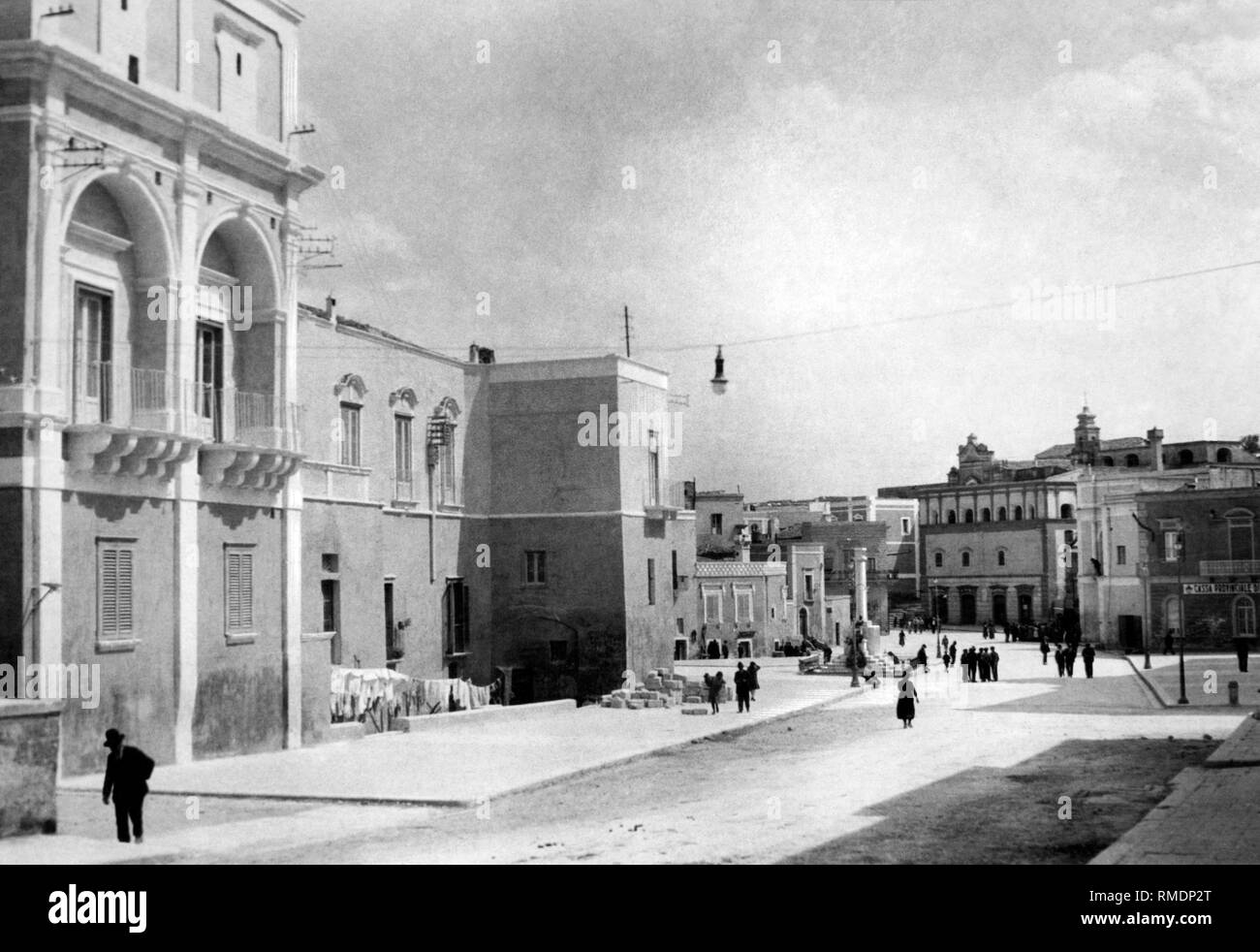 L'Italie, la Basilicate, Matera, Piazza Vittorio Veneto, 1930 Banque D'Images
