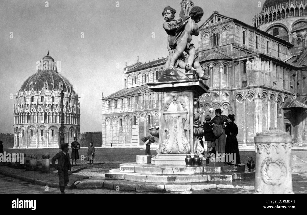 La piazza del Duomo, Pise 1910-20 Banque D'Images