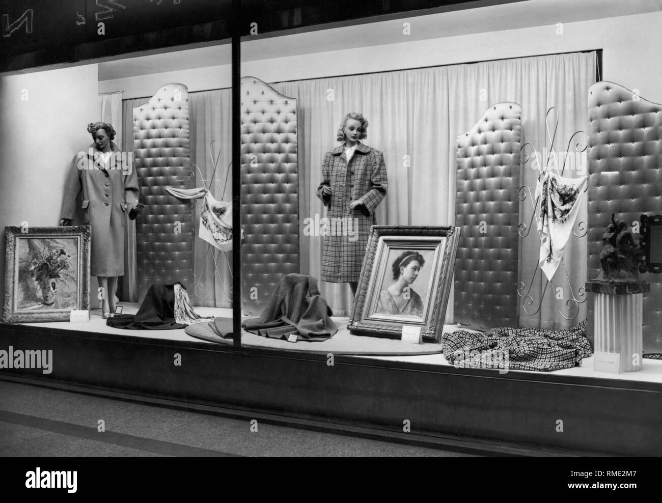 Magasin de vêtements, Turin, Piémont, Italie 1959 Banque D'Images