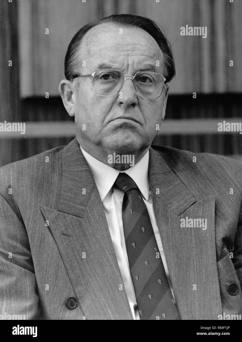 Otto Schlecht, homme politique, en tant que secrétaire d'État au Ministère fédéral de l'économie. Banque D'Images