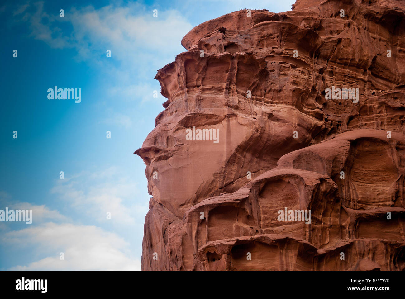 Le 'Face Rock' dans le Wadi Rum, Jordanie, Moyen-Orient Banque D'Images