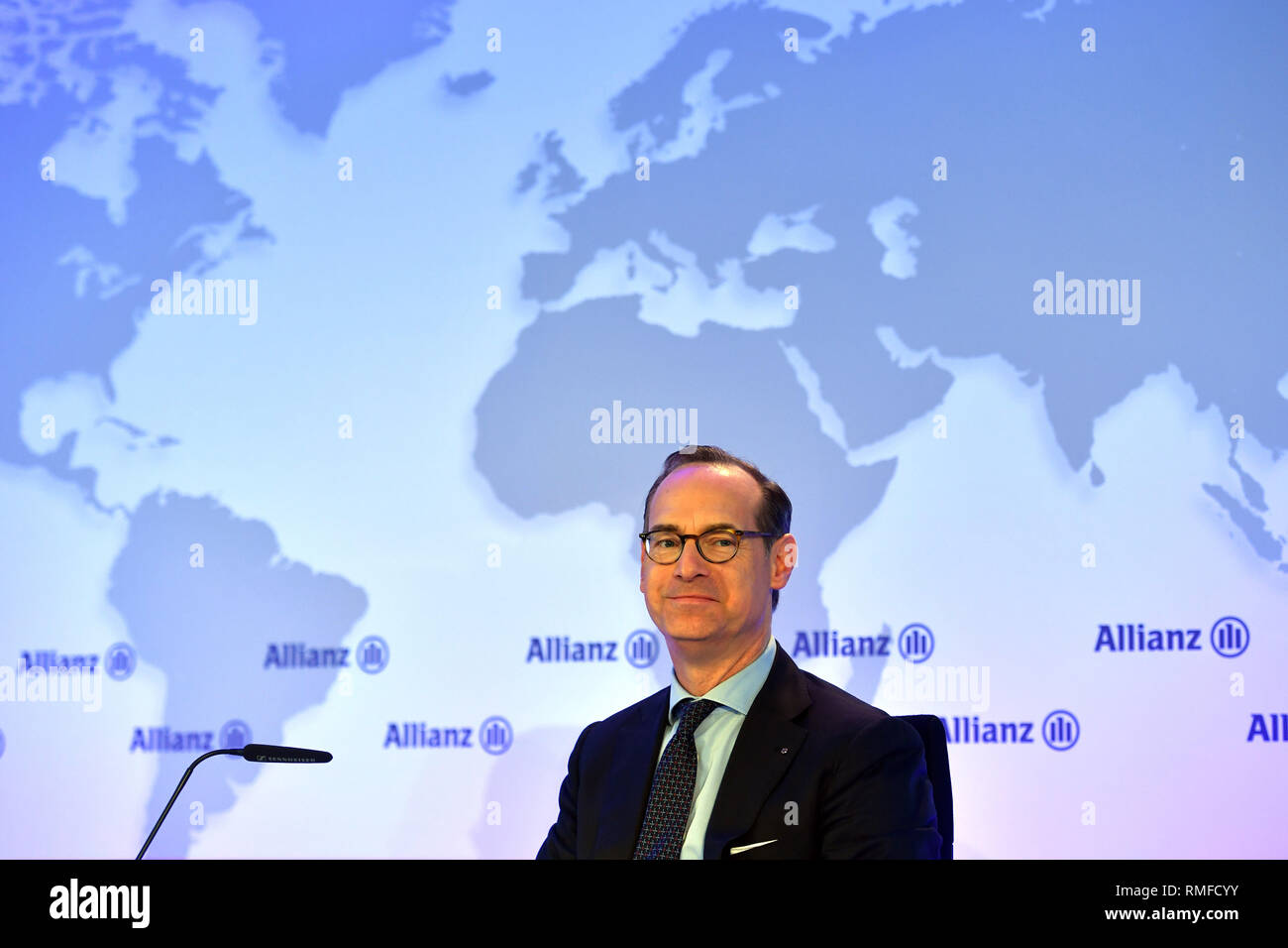 Munich, Allemagne. Feb 15, 2019. Oliver Baete (Président de la gestion d'Allianz SE), image unique, seul motif, portrait, portrait, portrait, Allianz SE, bilan conférence de presse le 15.02.2019. Utilisation dans le monde entier | Credit : dpa/Alamy Live News Banque D'Images