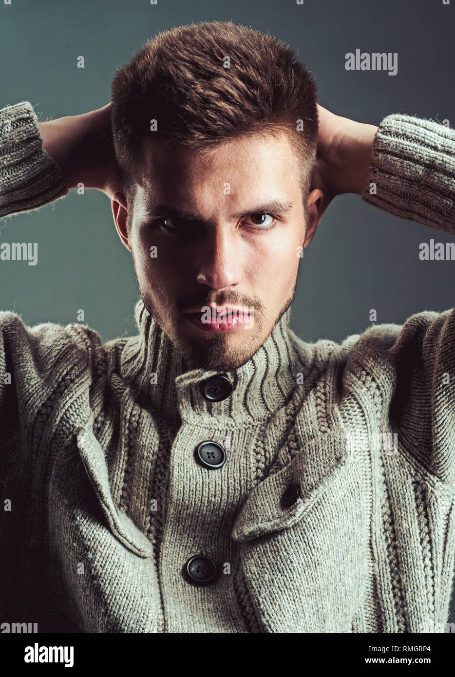 Les émotions Du Visage Fashion Portrait De Lhomme Homme