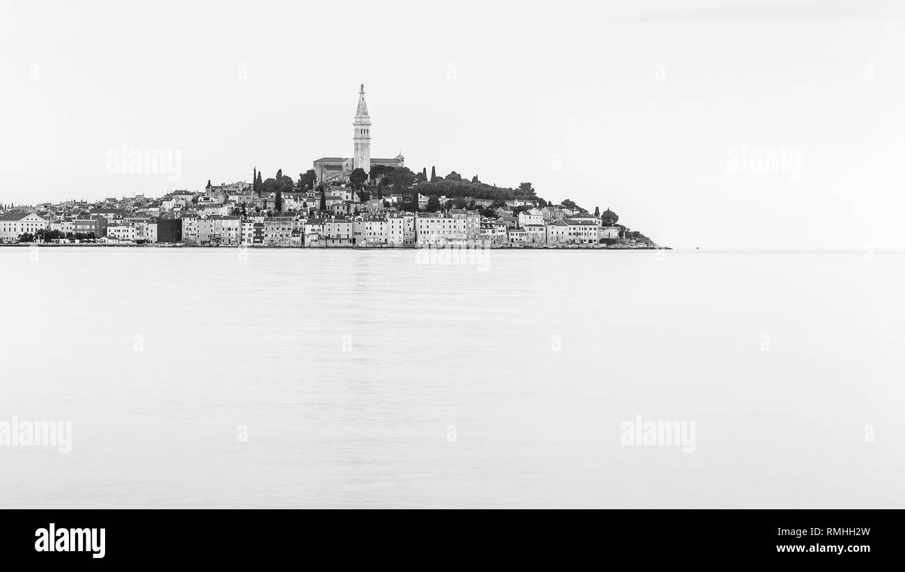 Rovinj. Rovino. Istrie. Croatie. Europe. Noir blanc paysage. Banque D'Images