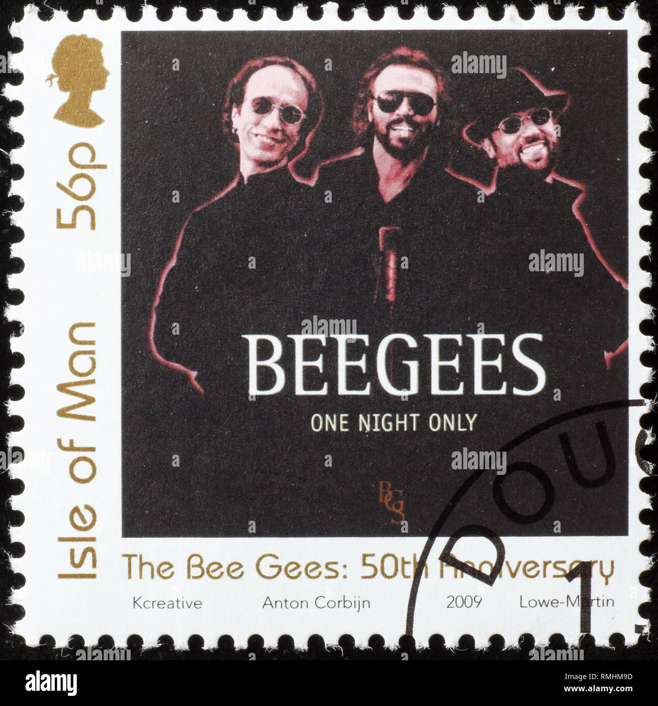 Enregistrer une nuit seulement par Bee Gees sur timbre-poste Banque D'Images