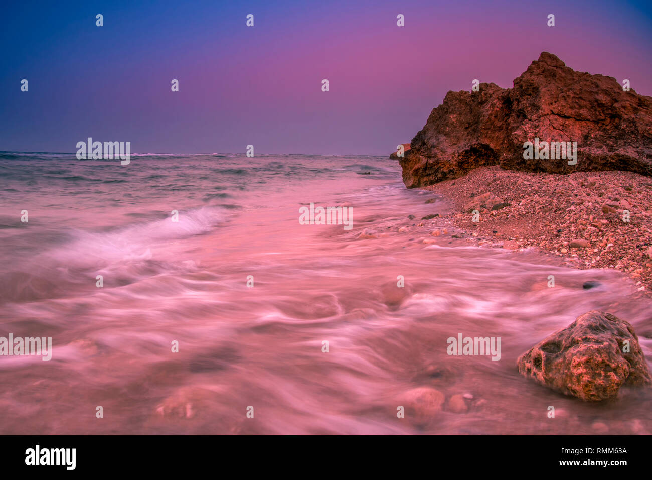 Lever et coucher du soleil de la côte de la mer Banque D'Images