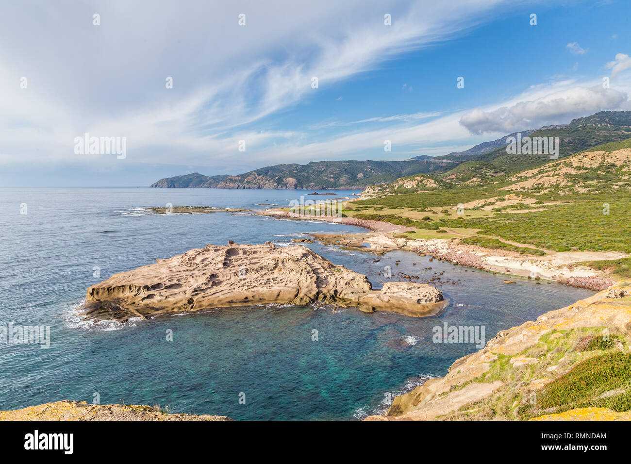 Côte nord-ouest près de Bosa de Sardaigne, île. Italie Banque D'Images